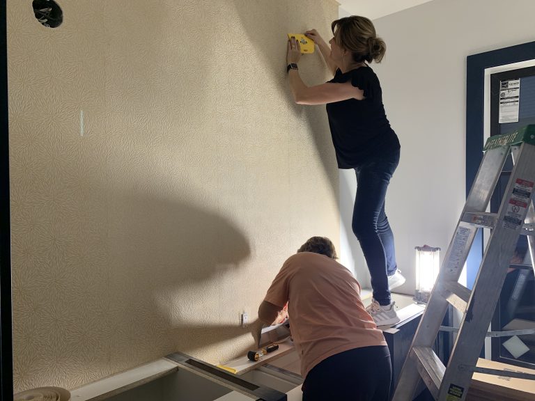 Wall Paper Install